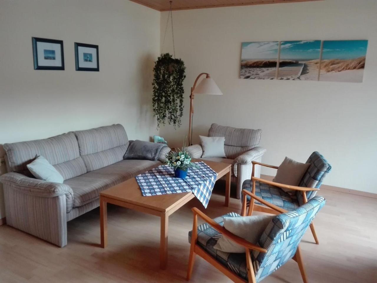 Beautiful Apartment In Bodenwerder With Balcony Exteriör bild
